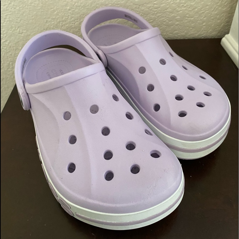 Crocs